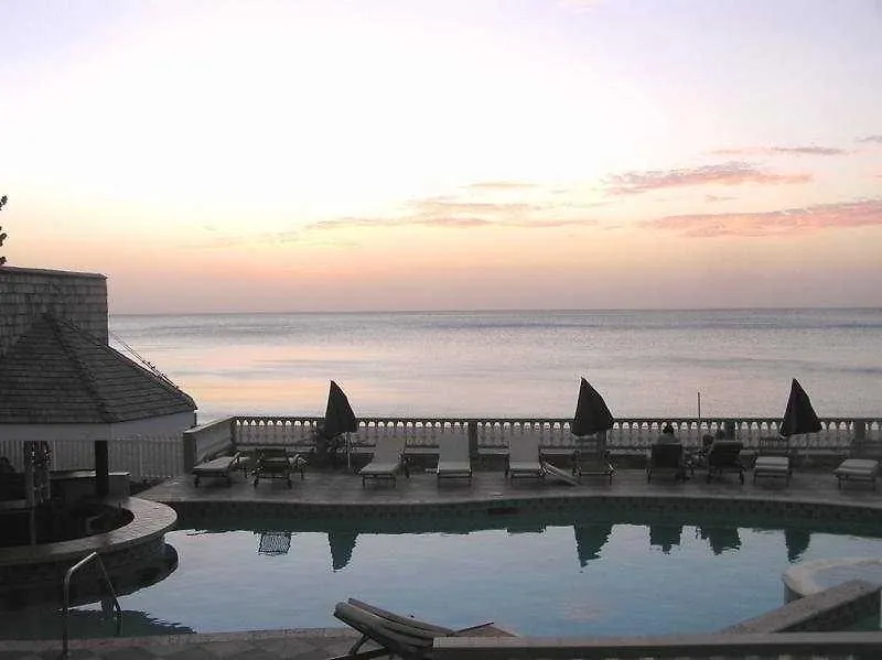 ****  Kalinago Beach Resort St. George's Grenada